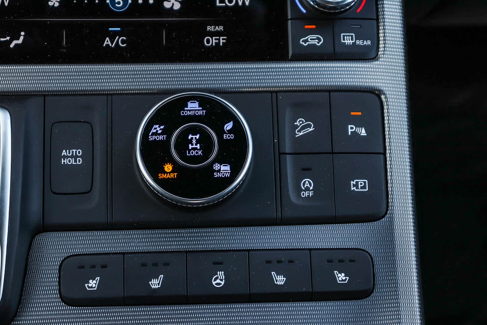 Used 2025 Hyundai Palisade Calligraphy image 21