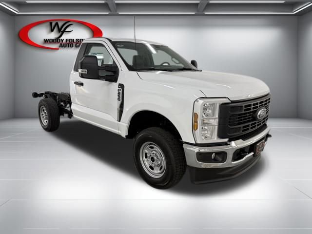 New 2026 Ford F250 XL w/ XL Chrome Package AWD/4WD image 3