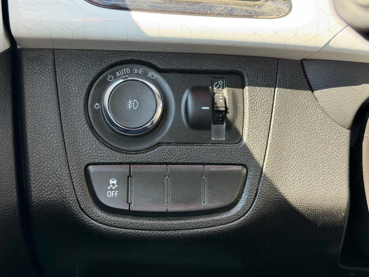 Used 2016 Chevrolet Spark LT image 17