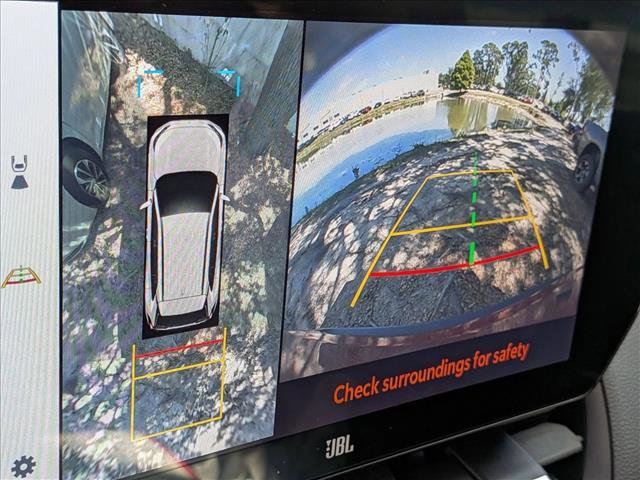 Used 2024 Toyota RAV4 Limited w/ Advanced Technology Package AWD/4WD image 6