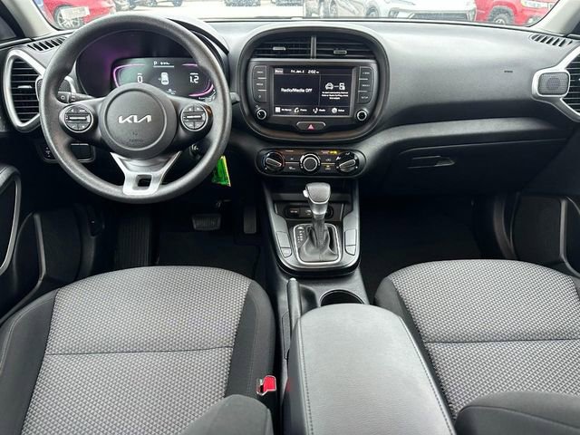 Used 2024 Kia Soul LX w/ Option Group 015 image 14