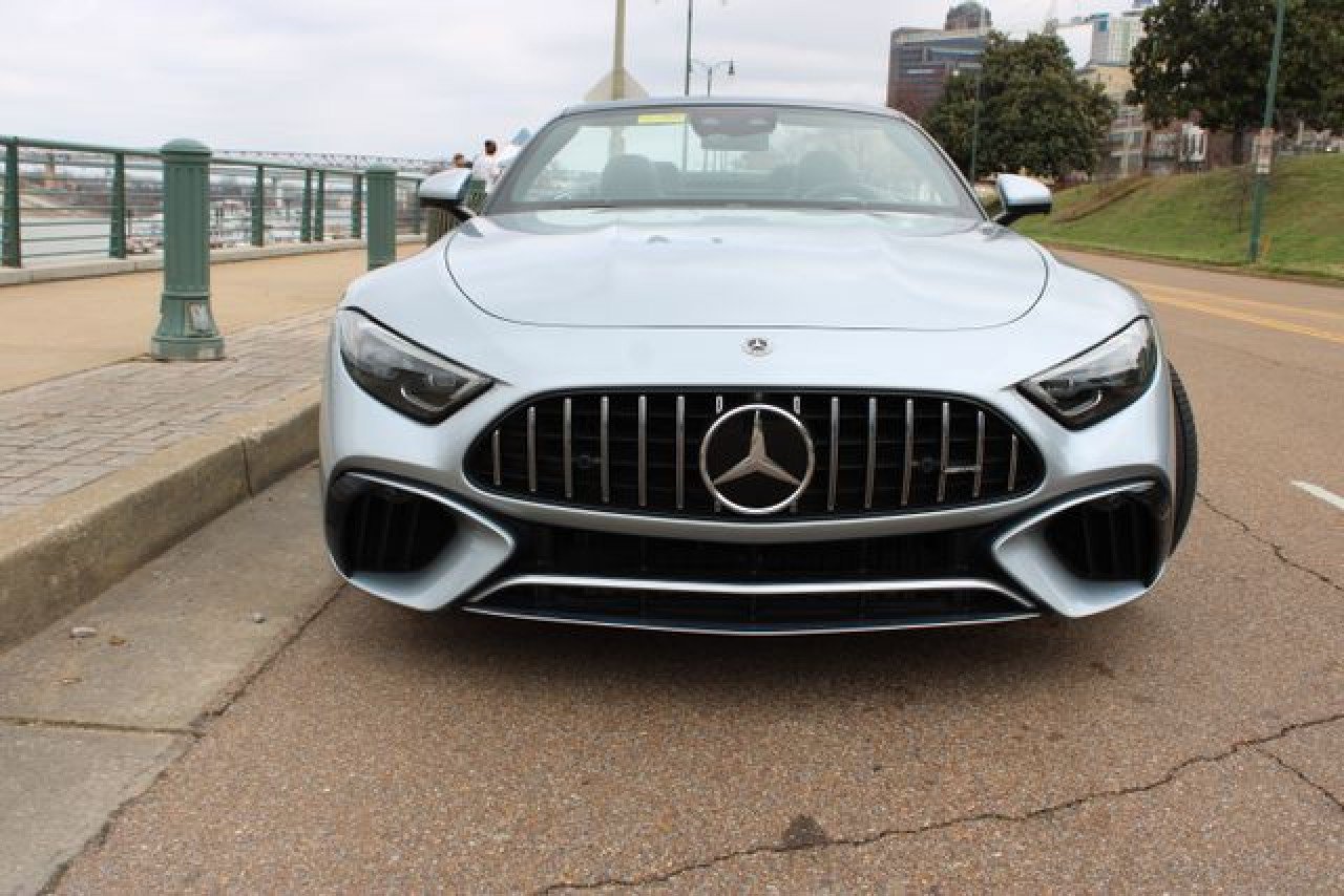 Used 2022 Mercedes-Benz SL 55 AMG 4MATIC image 4