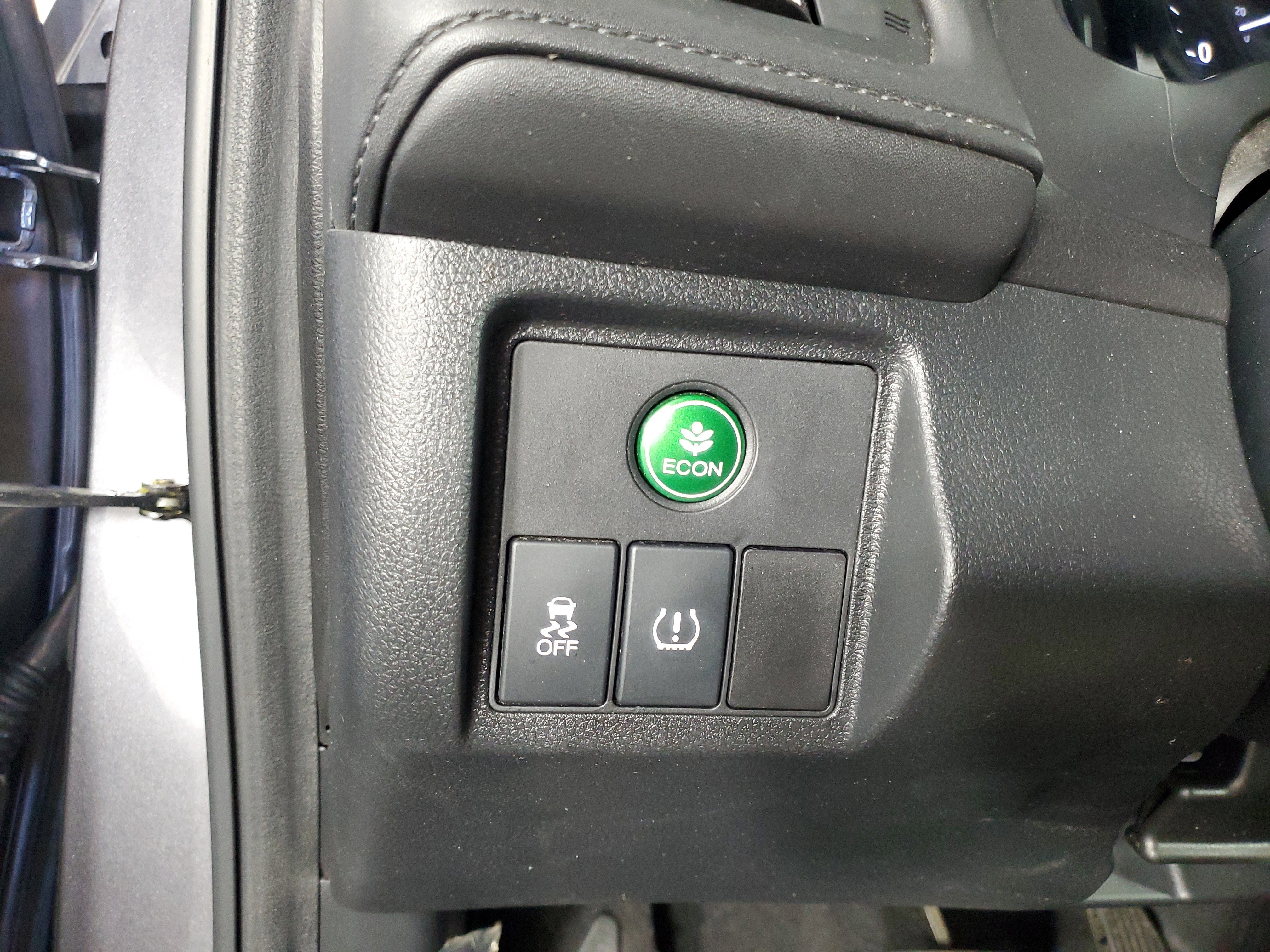 Used 2021 Honda HR-V LX image 27