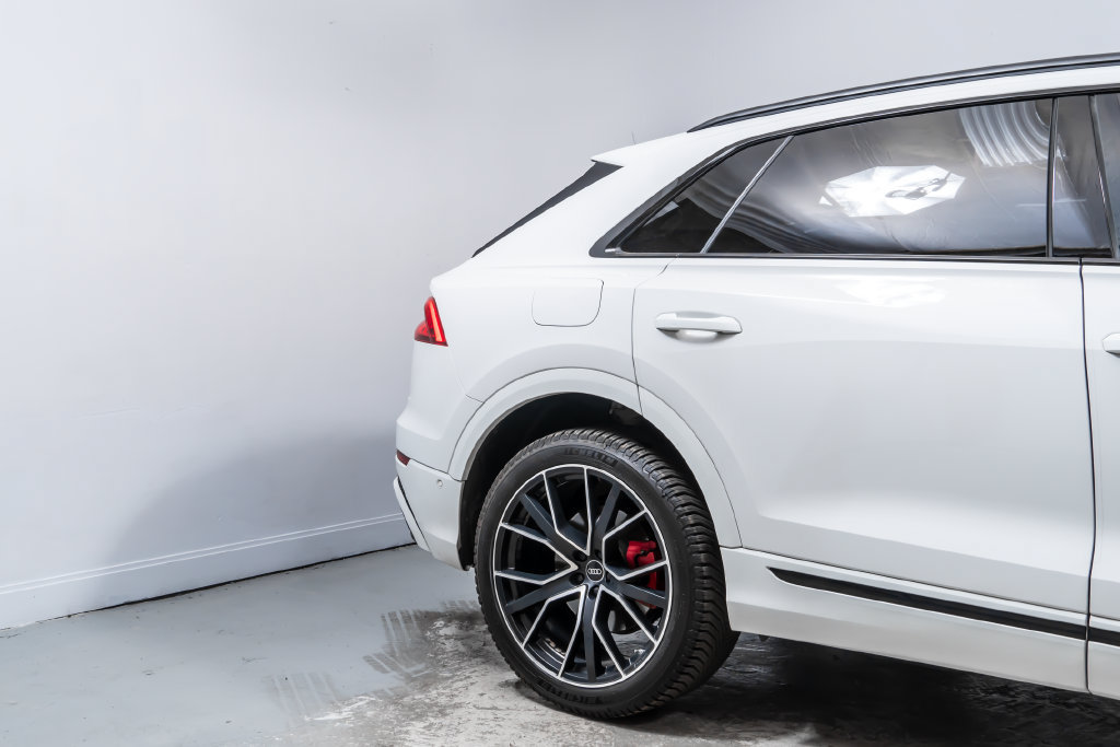 Used 2023 Audi Q8 Premium Plus w/ Premium Plus Package AWD/4WD image 11