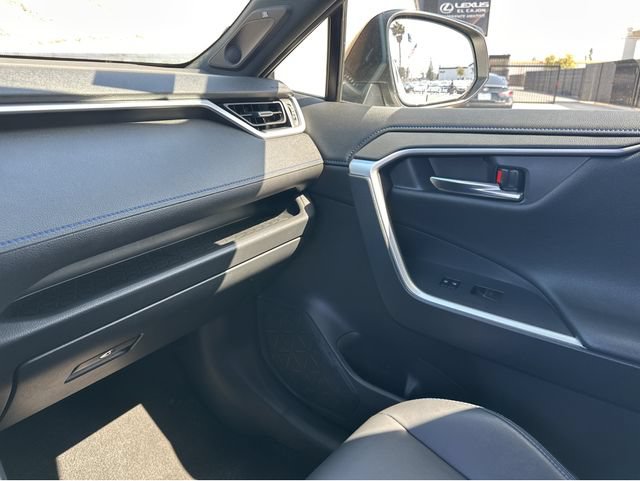 Used 2023 Toyota RAV4 XSE AWD/4WD image 14