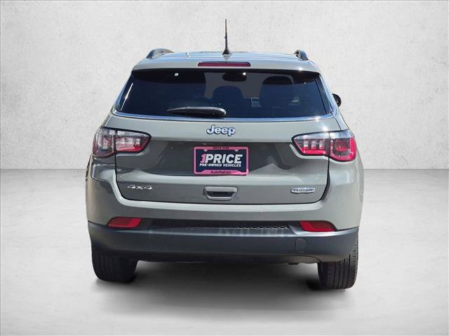 Used 2024 Jeep Compass Latitude AWD/4WD image 7