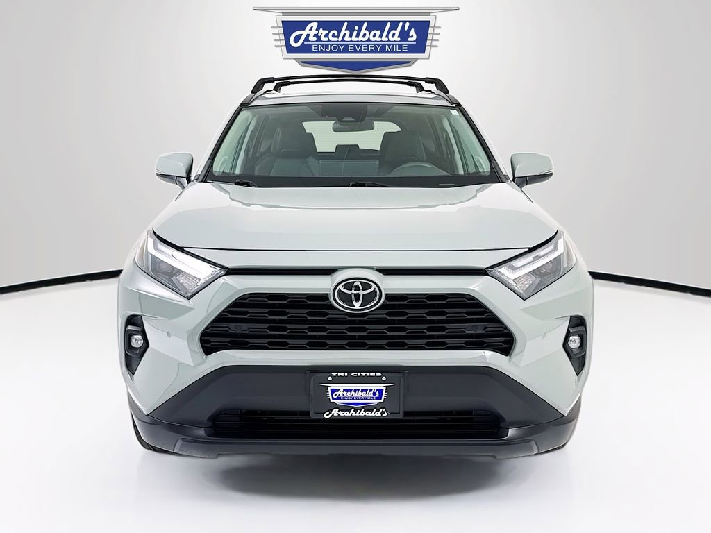 Used 2023 Toyota RAV4 XLE Premium AWD/4WD image 2