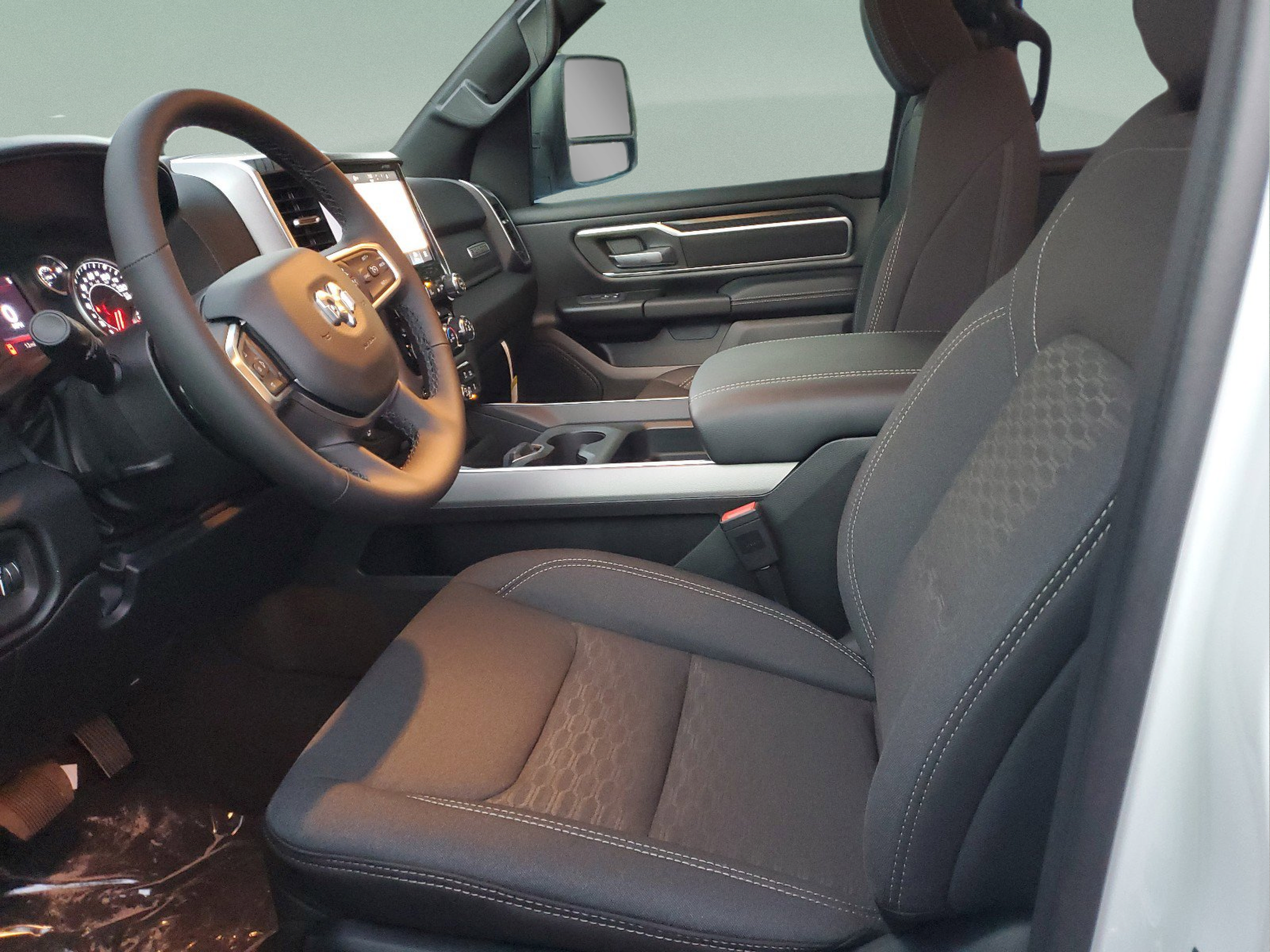 New 2026 RAM 1500 Big Horn AWD/4WD image 16