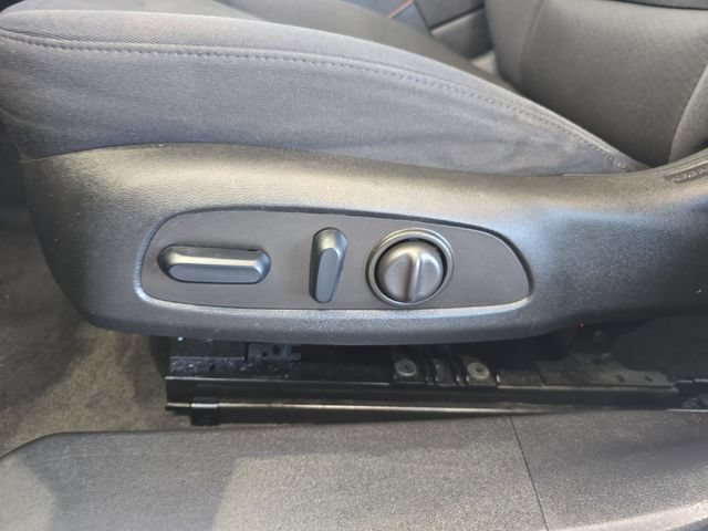 Used 2023 Chevrolet Malibu LT FWD image 26