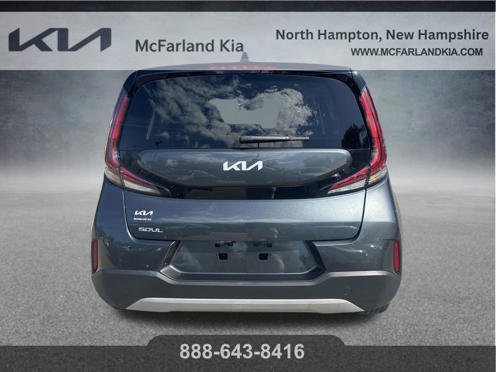 Used 2024 Kia Soul LX w/ Option Group 015 FWD image 5