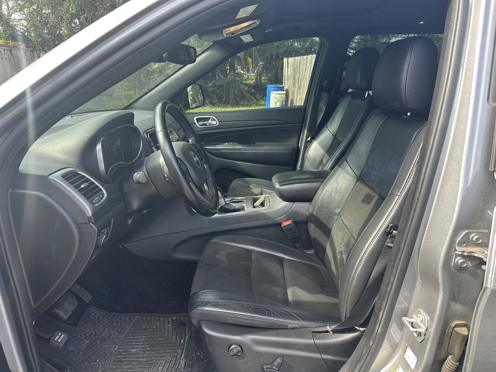 Used 2020 Jeep Grand Cherokee Altitude image 13