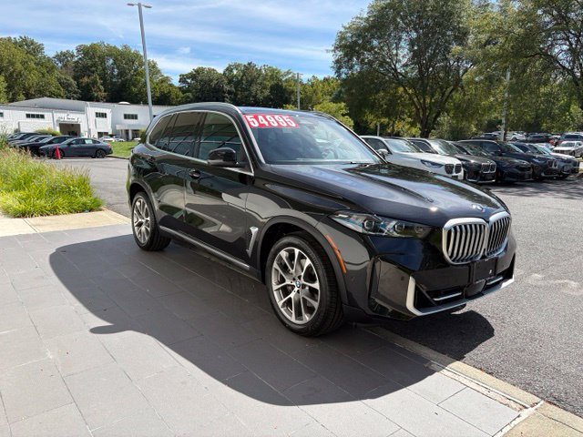 Certified 2024 BMW X5 xDrive40i w/ Premium Package AWD/4WD image 5