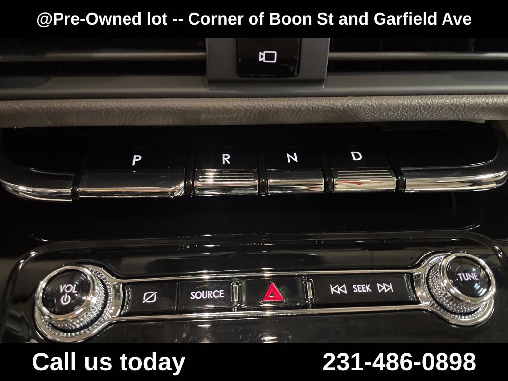 Used 2021 Lincoln Corsair AWD w/ Premium Package image 22