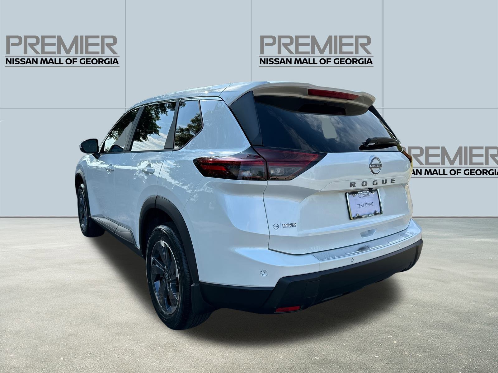New 2026 Nissan Rogue SV image 7