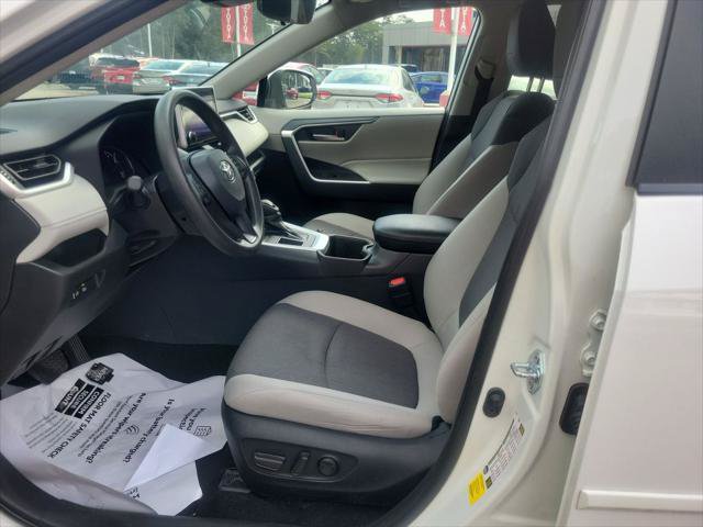 Certified 2025 Toyota RAV4 XLE FWD image 15