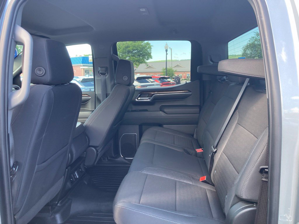 Used 2024 GMC Sierra 1500 SLE AWD/4WD image 14
