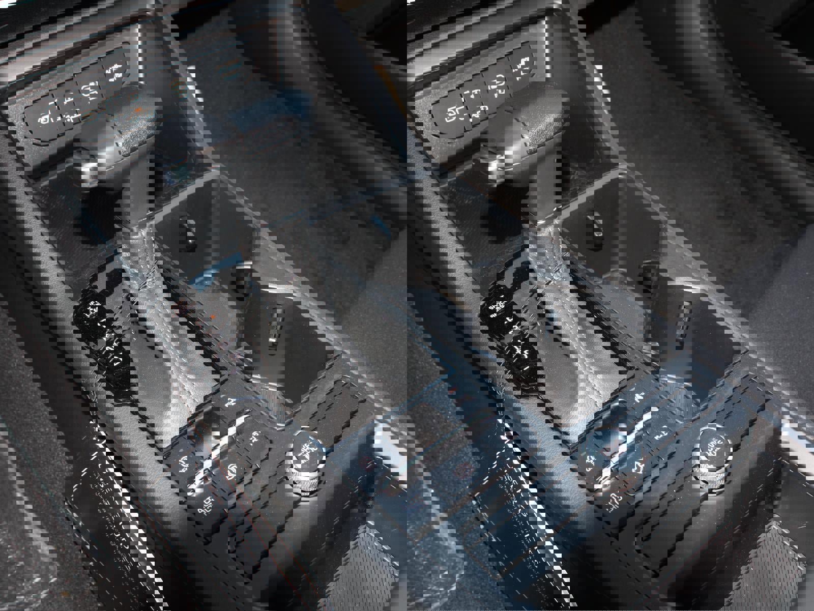 New 2025 Kia K5 LXS image 13