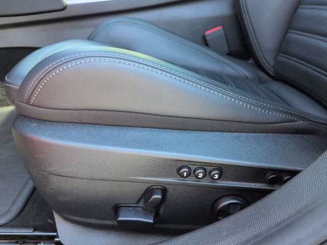 Used 2023 Alfa Romeo Giulia Veloce RWD image 19