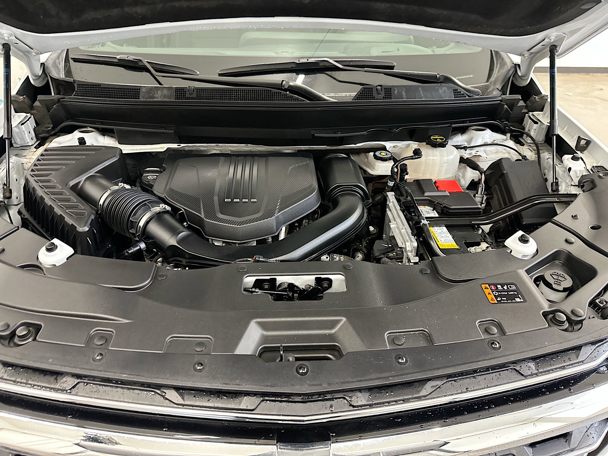 Used 2025 Chevrolet Traverse LT AWD/4WD image 36