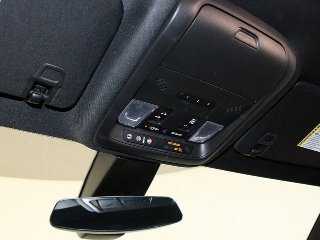 Used 2023 Cadillac XT6 Luxury image 24