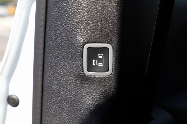 New 2026 Chrysler Pacifica Select image 22