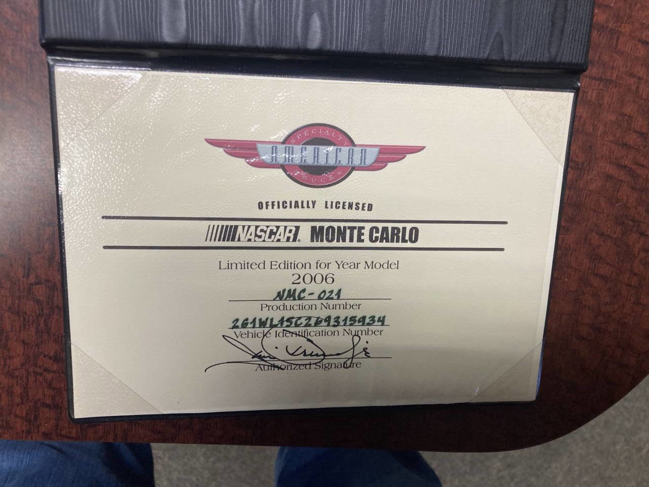 Used 2006 Chevrolet Monte Carlo SS image 2