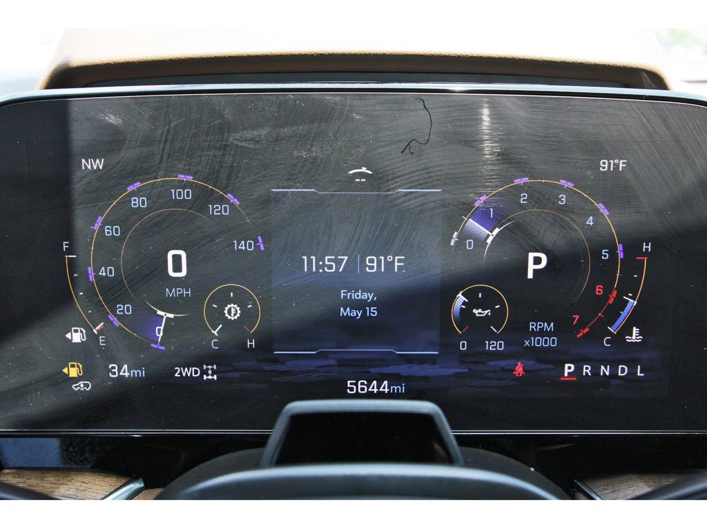 Used 2025 Chevrolet Suburban High Country AWD/4WD image 13