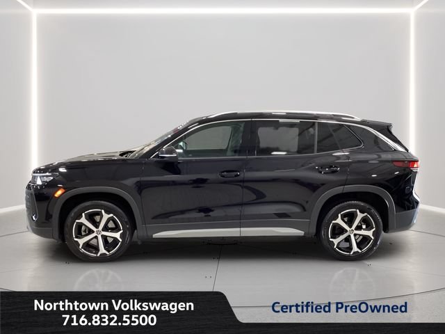 Certified 2025 Volkswagen Tiguan SE w/ Panoramic Sunroof Package AWD/4WD image 2