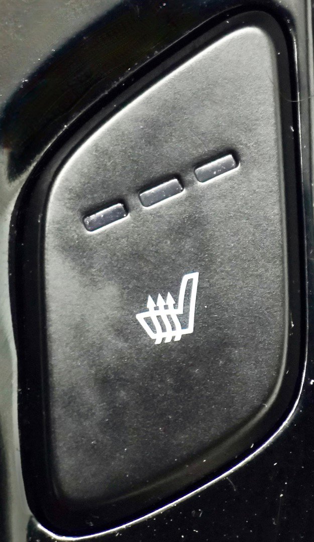 Used 2019 Hyundai Ioniq Plug-In Hybrid image 29