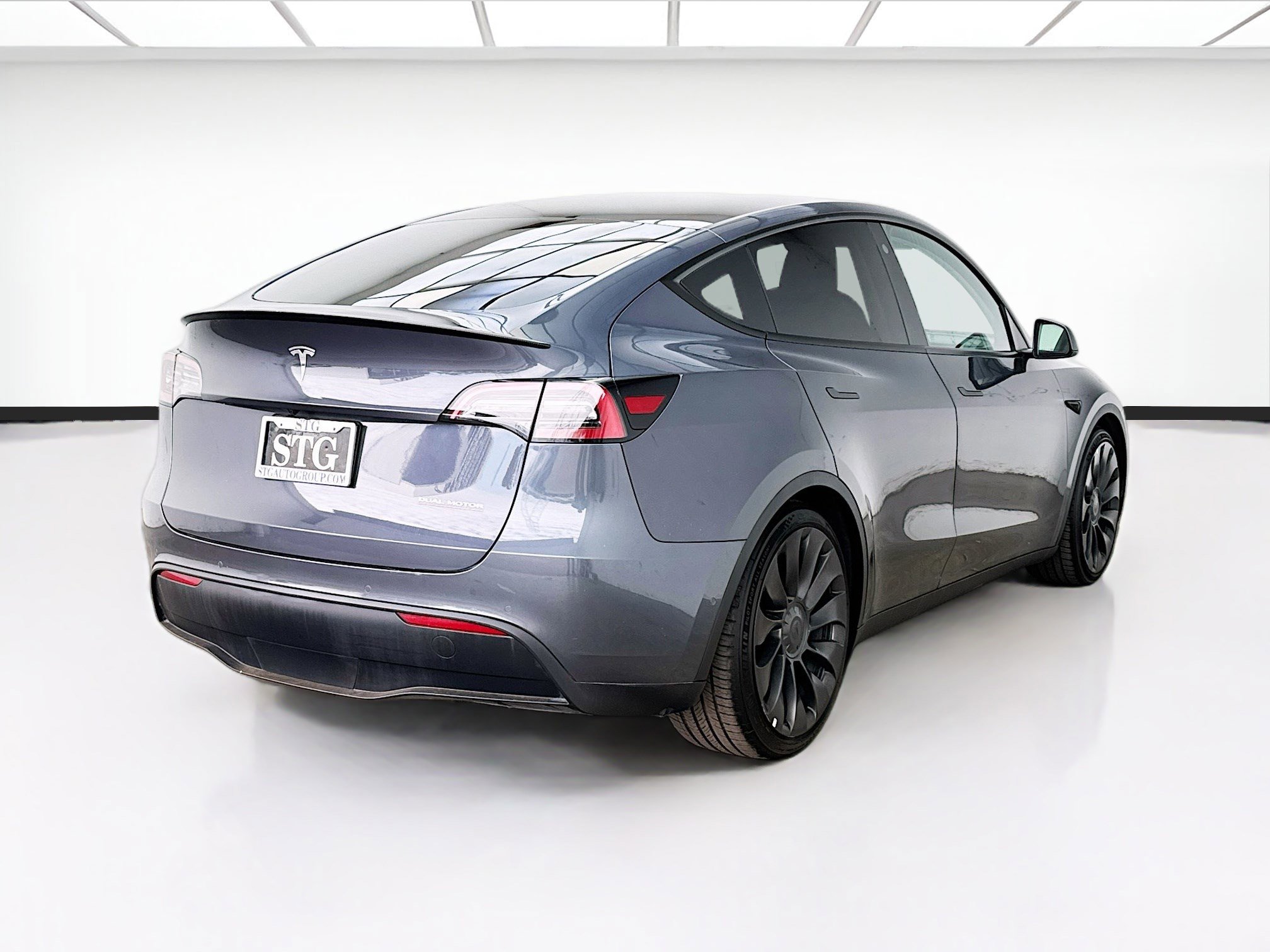 Used 2022 Tesla Model Y Performance AWD/4WD image 4