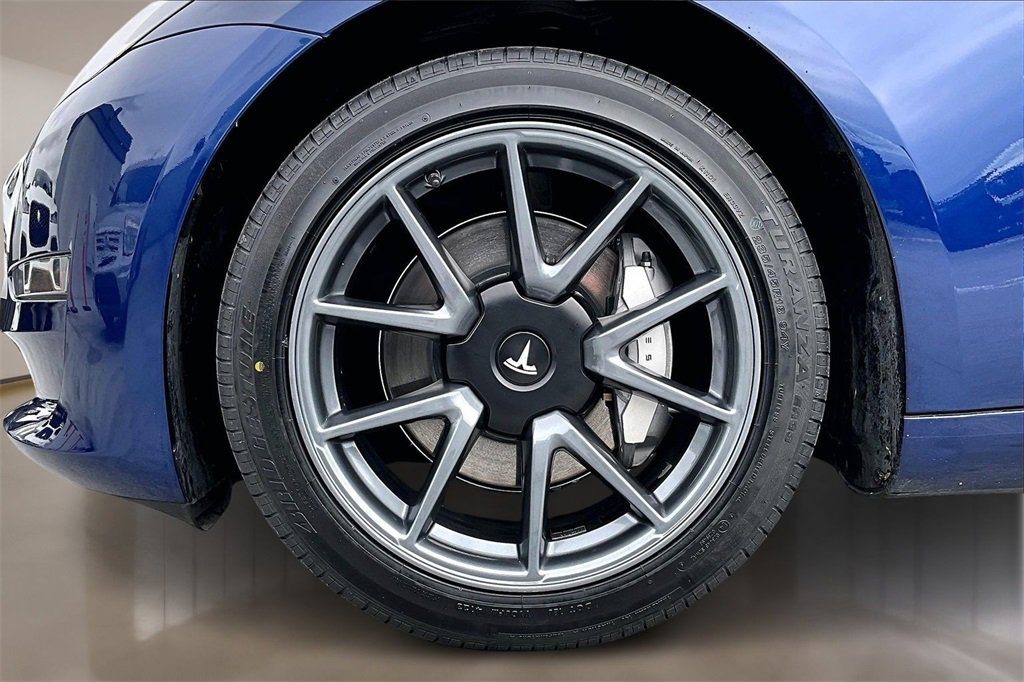 Used 2023 Tesla Model 3 Standard Range image 29