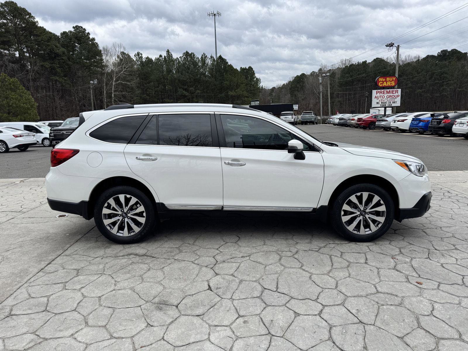 Used 2017 Subaru Outback 3.6R Touring w/ Popular Package #5A image 18