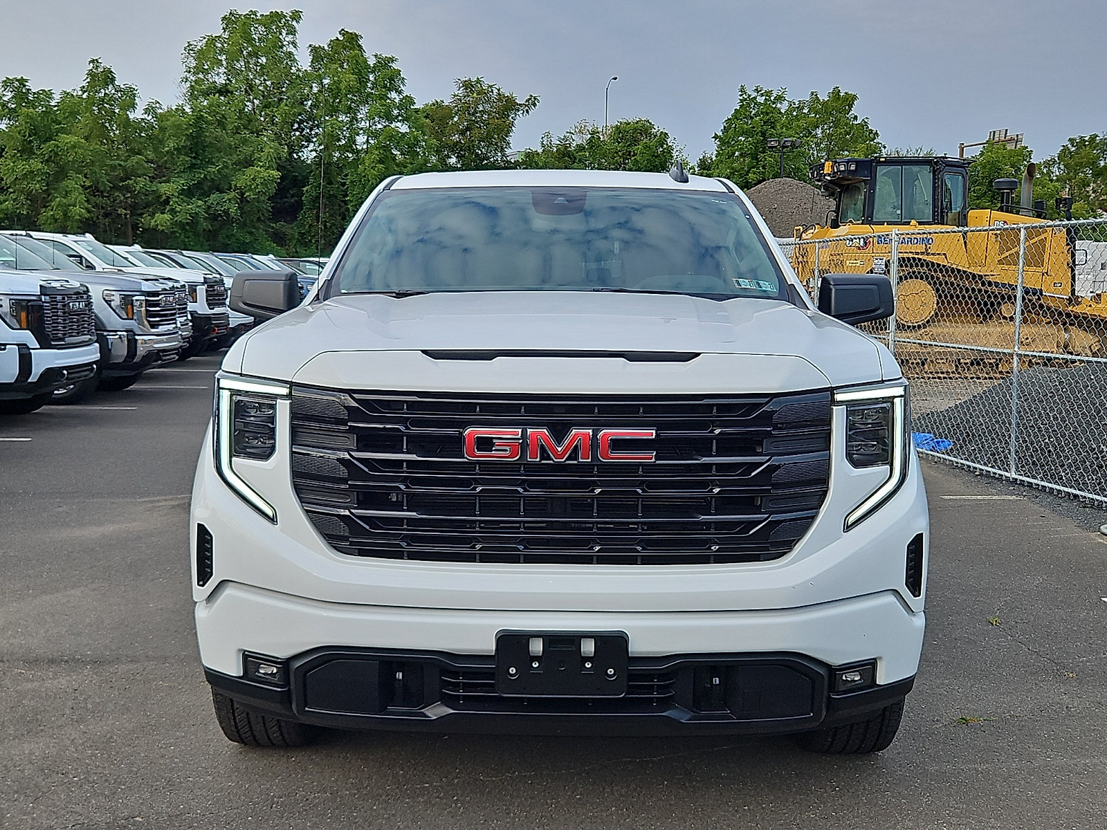Certified 2024 GMC Sierra 1500 Elevation AWD/4WD image 2