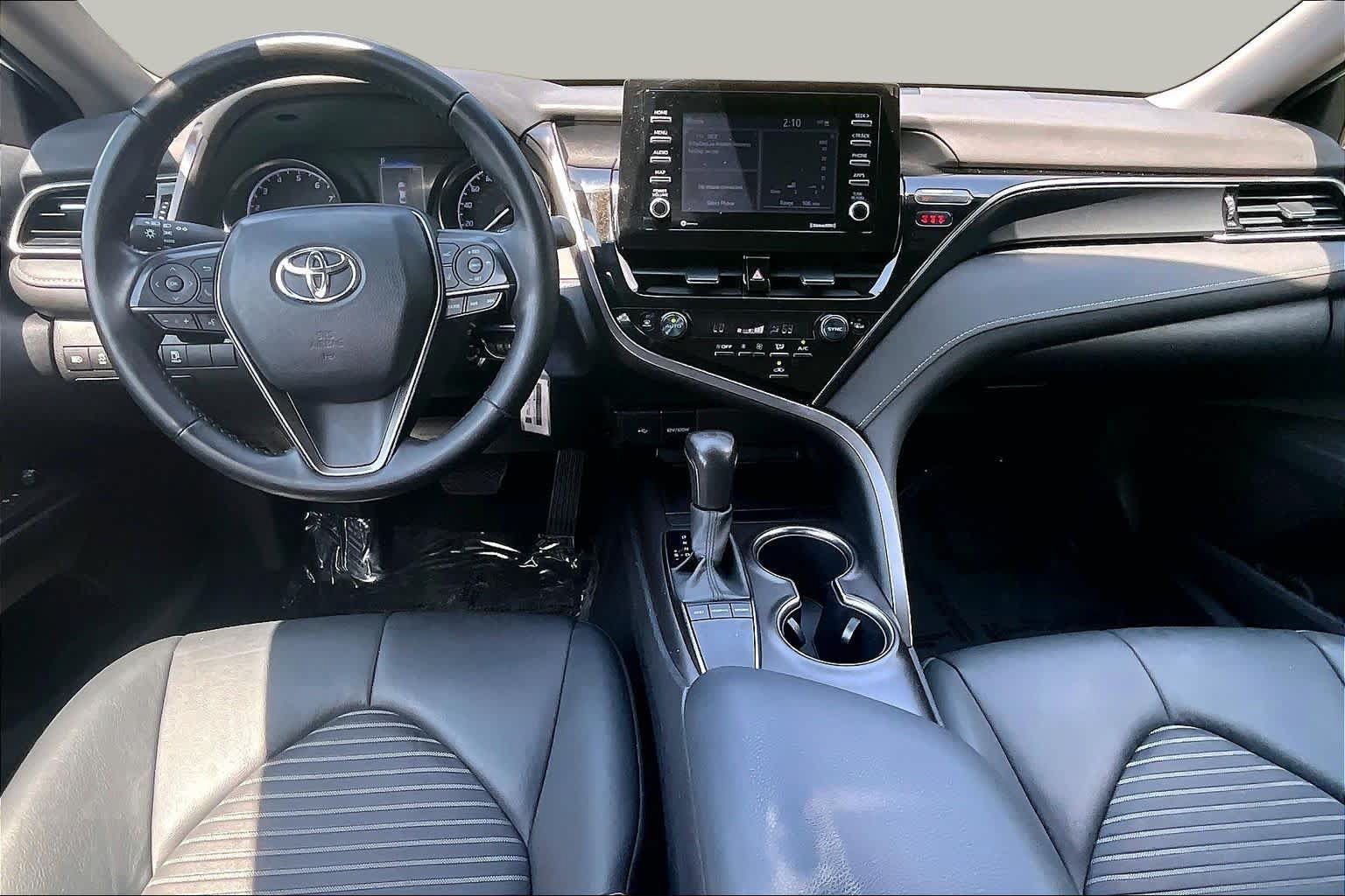 Used 2024 Toyota Camry SE FWD image 16