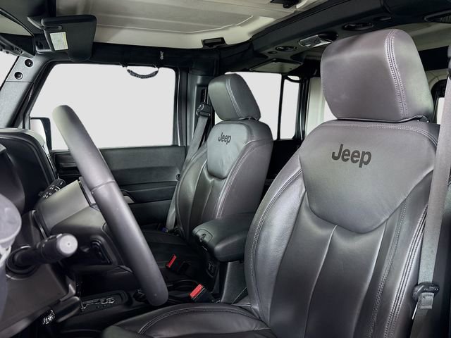 Used 2017 Jeep Wrangler Unlimited Sahara w/ Max Tow Package image 21