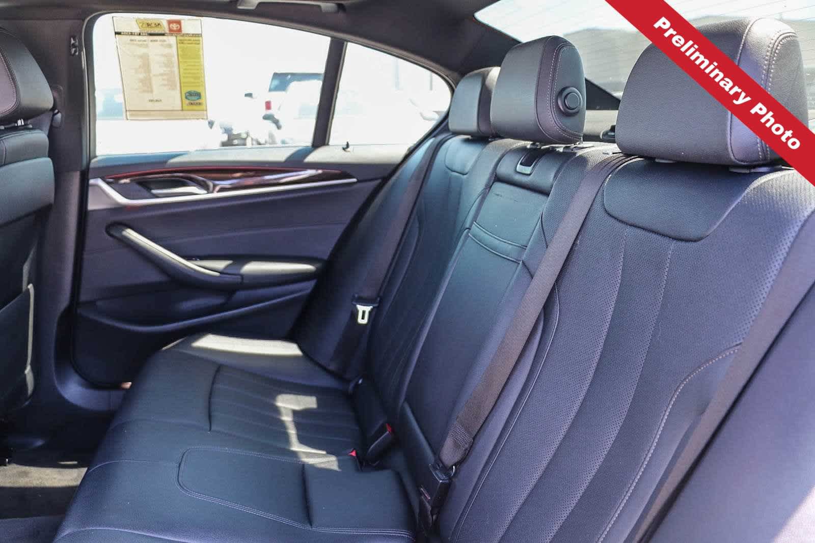 Used 2021 BMW 530i w/ Convenience Package RWD image 14