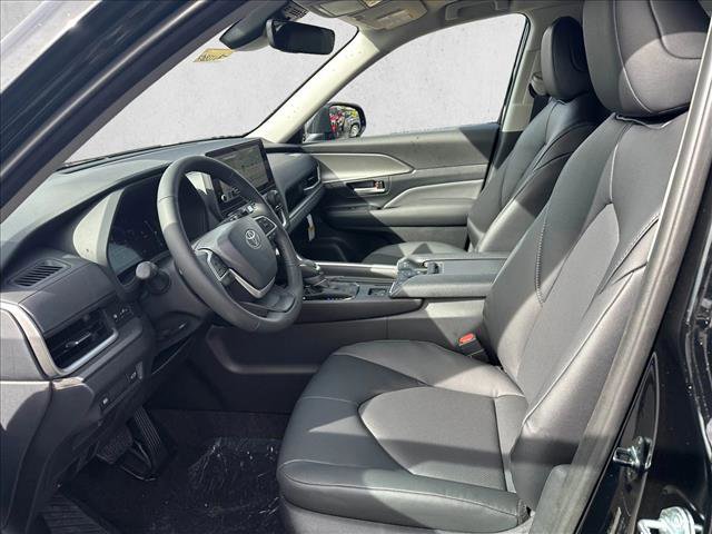 New 2026 Toyota Grand Highlander XLE image 11