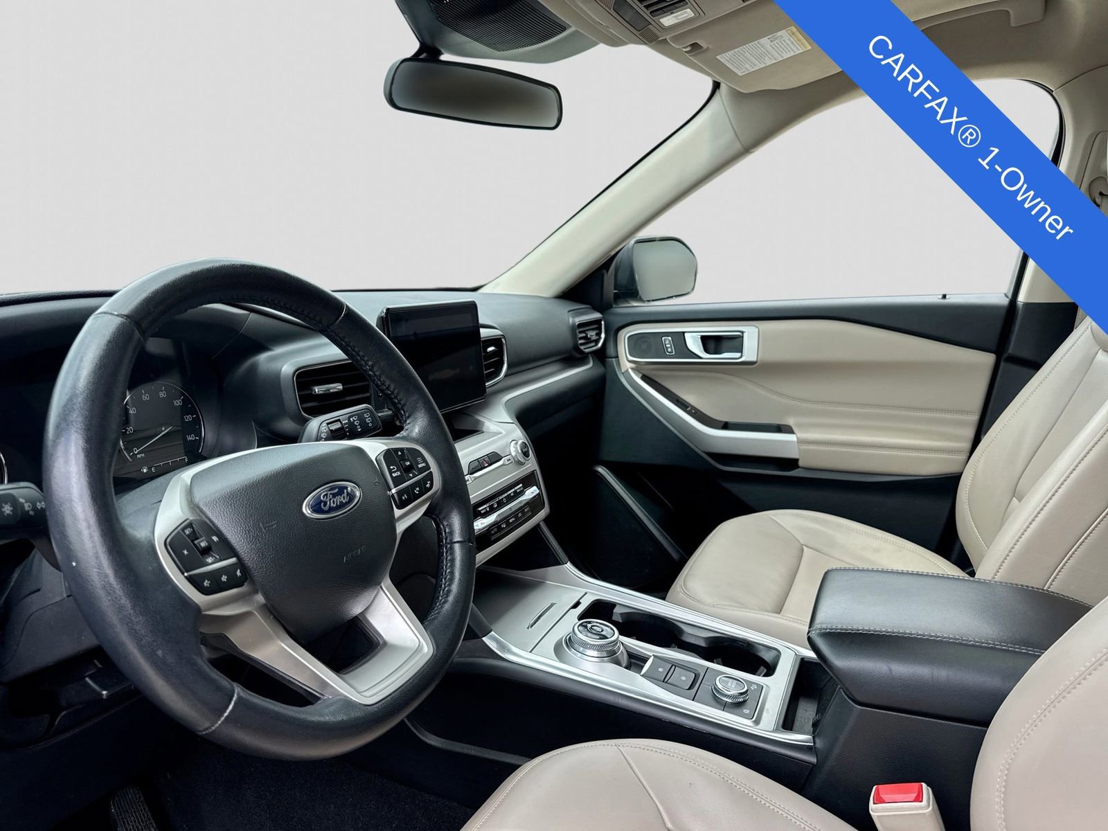 Used 2023 Ford Explorer XLT w/ Equipment Group 202A AWD/4WD image 2