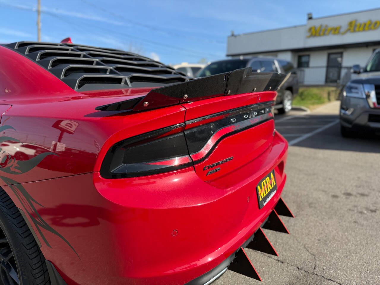 Used 2016 Dodge Charger SXT w/ AWD Plus Group image 25