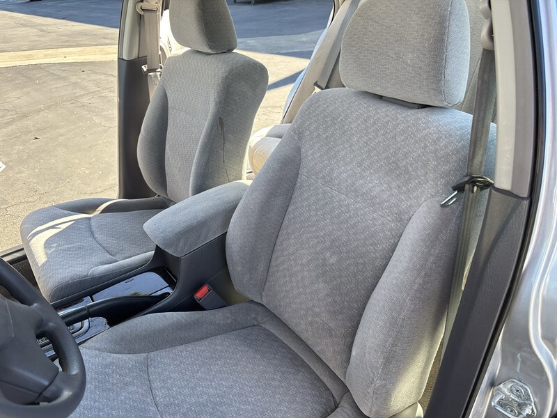 Used 2001 Honda Accord VP image 23