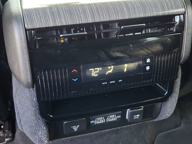 Used 2023 Jeep Wagoneer L Series II image 26