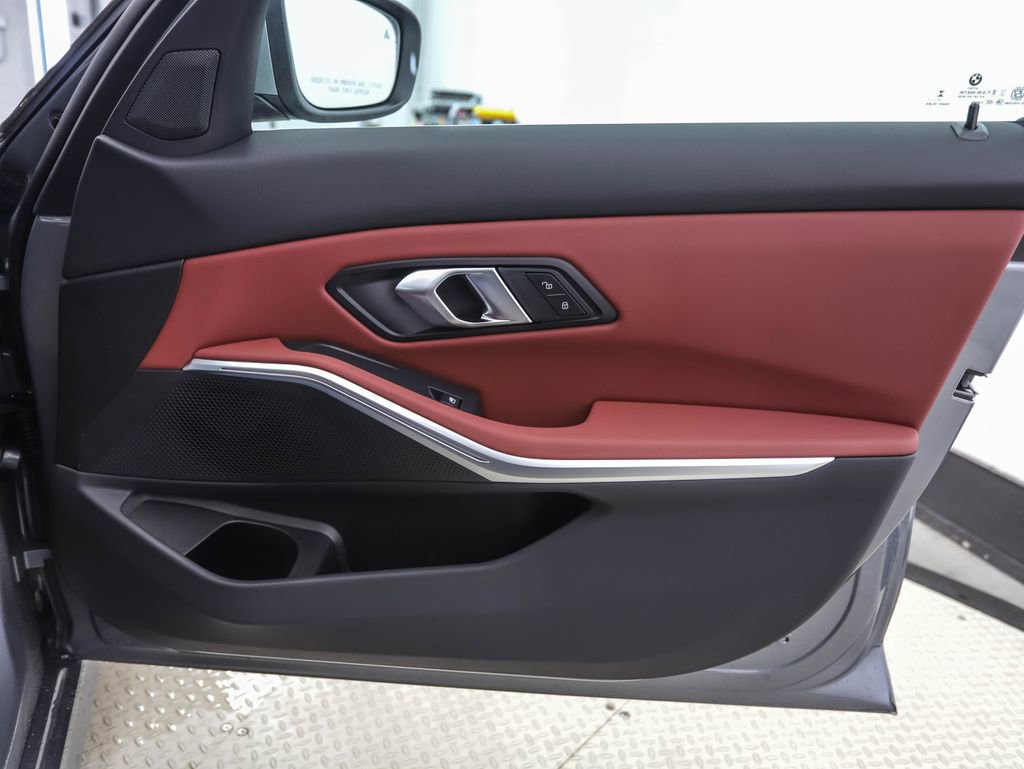 New 2026 BMW 330i xDrive Sedan w/ Convenience Package image 29
