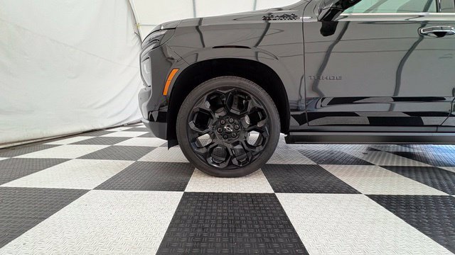 New 2026 Chevrolet Tahoe High Country AWD/4WD image 11