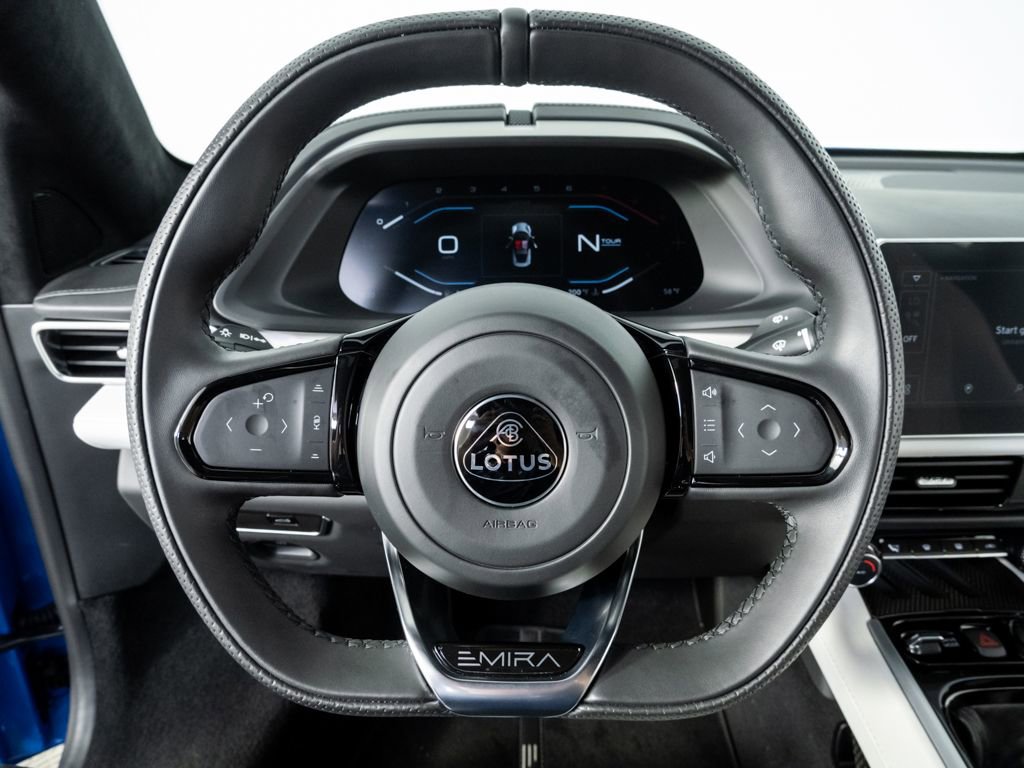 Used 2025 Lotus Emira image 9