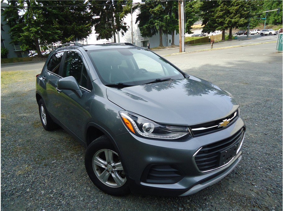 Used 2019 Chevrolet Trax LT w/ LT Convenience Package AWD/4WD image 3