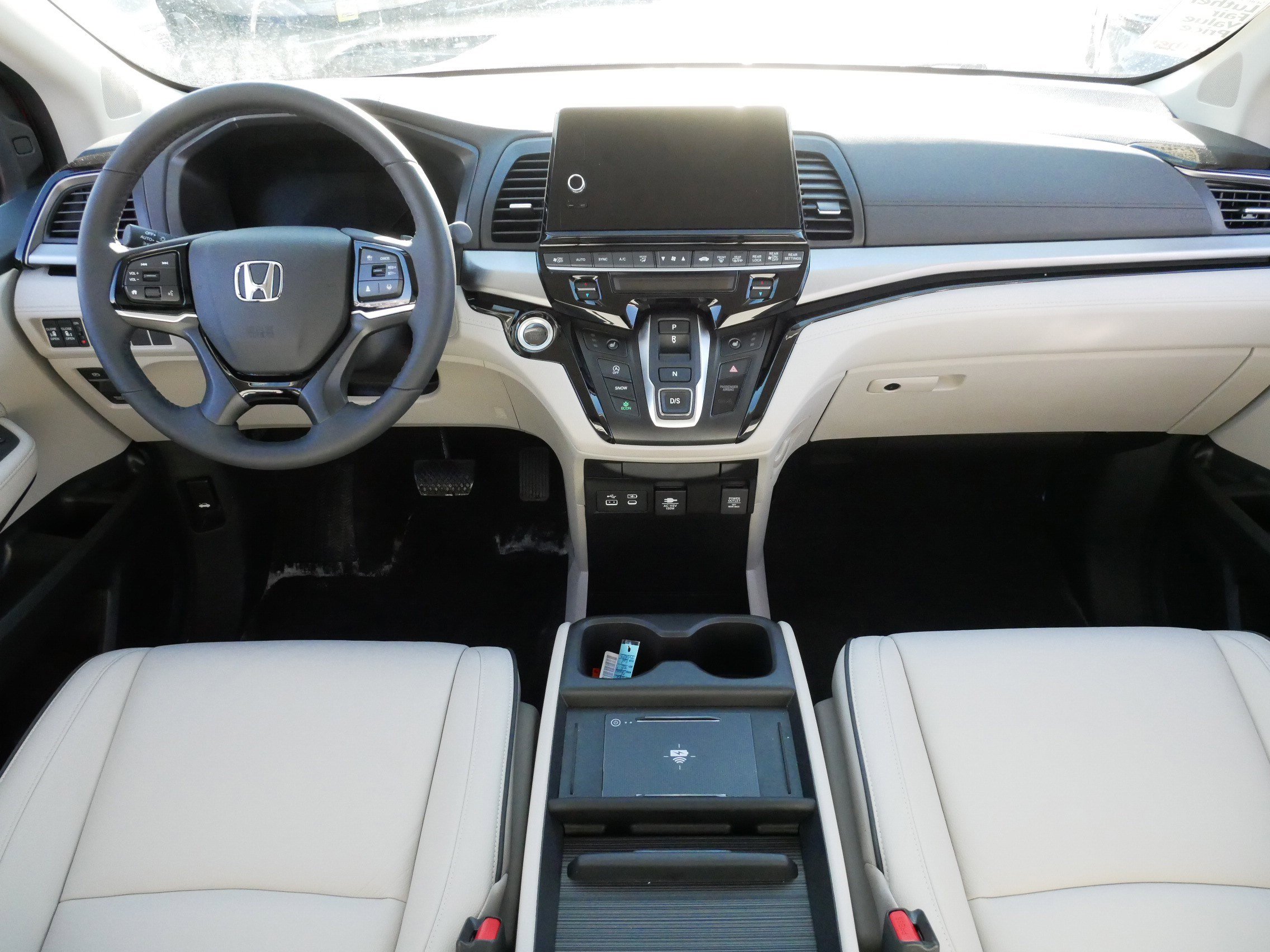 Certified 2026 Honda Odyssey Touring image 10