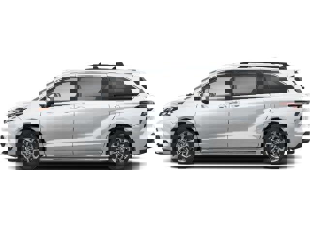 Used 2025 Toyota Sienna XLE image 3