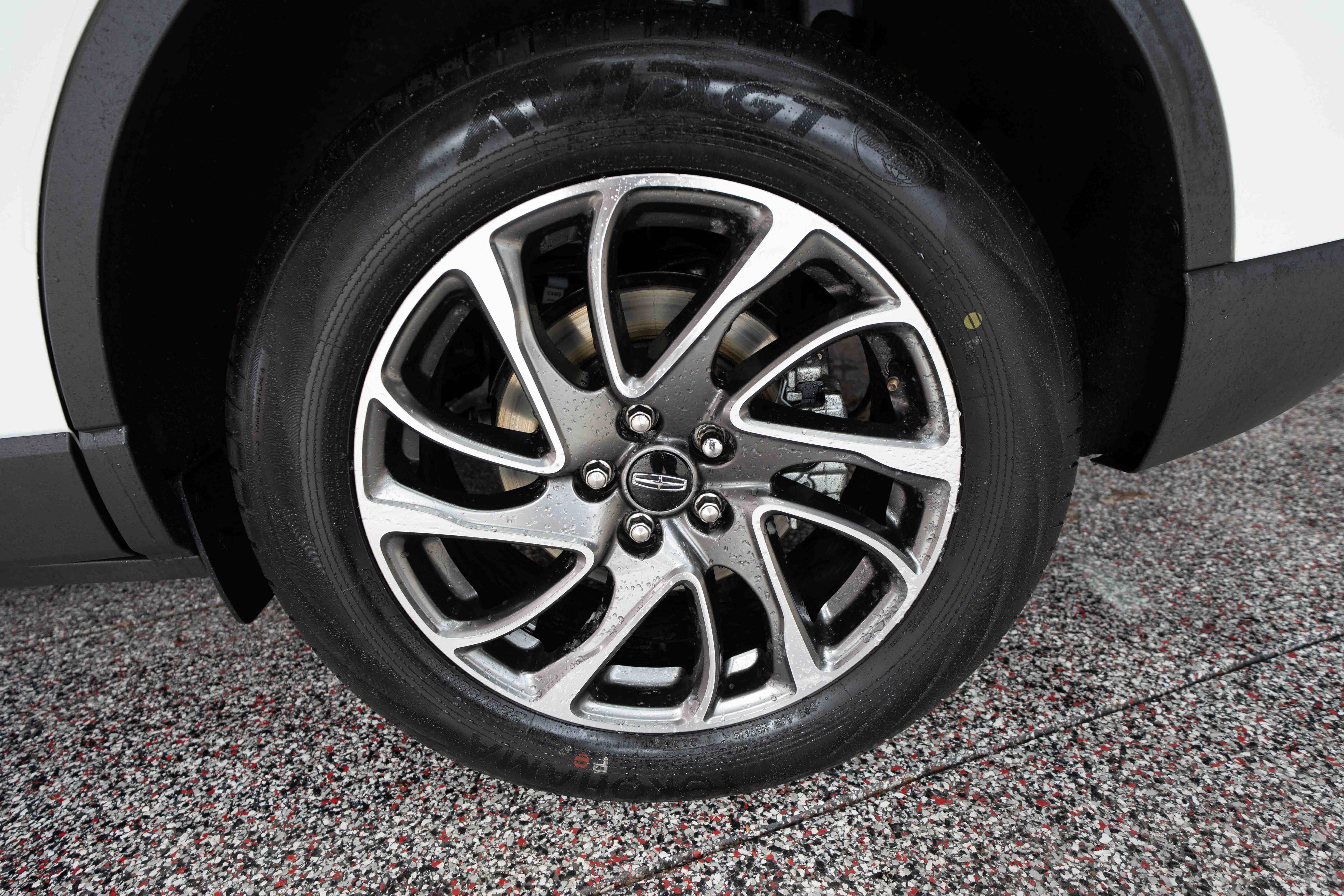 Used 2022 Lincoln Corsair AWD w/ Equipment Group 101A image 30