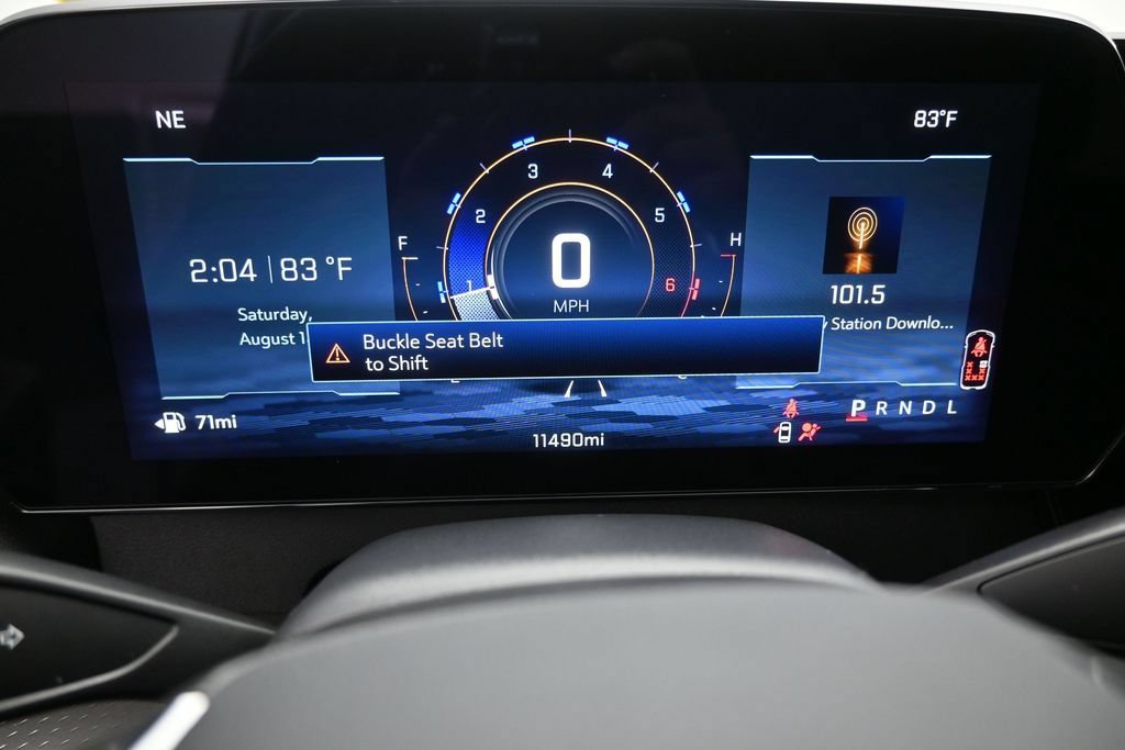 Used 2025 Chevrolet Traverse LT FWD image 13