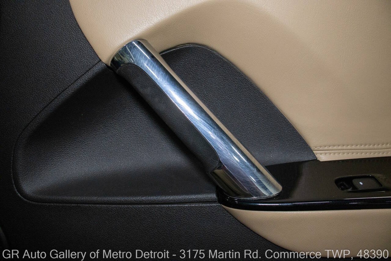 Used 2009 Saturn Sky Red Line RWD image 39